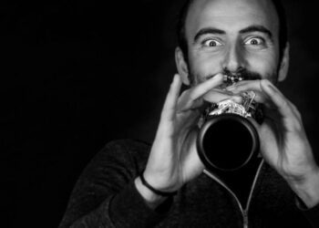 “Muziek geïnspireerd door een veelheid aan tradities, zonder erdoor beperkt te worden”