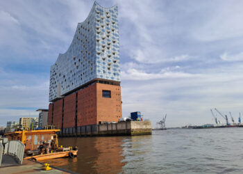  Elbphilharmonie, Hamburg