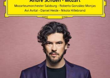 Andrè Schuen: dé Mozartbariton? Luisteren!