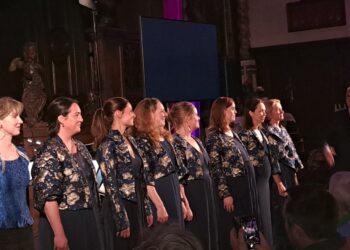 Met luister sluit Psallentes feestjaar af van  Brugs Begijnhof