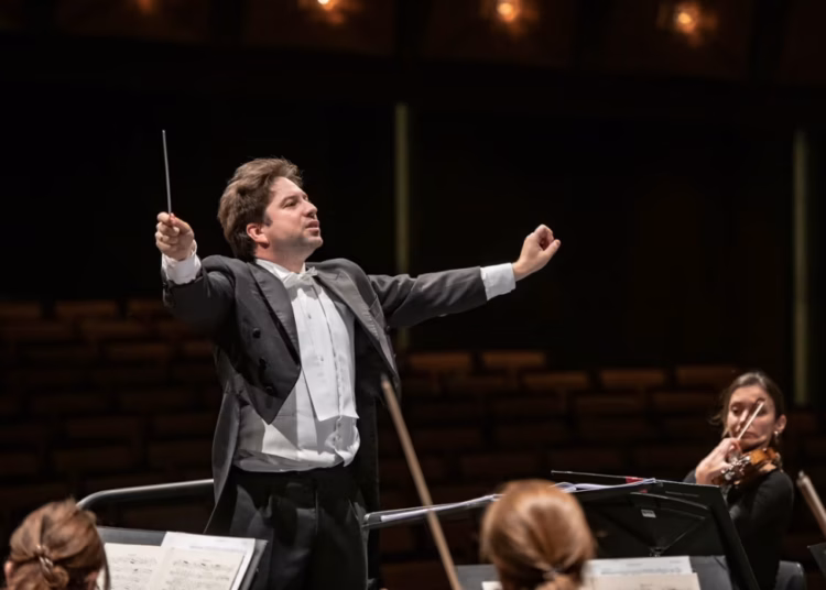 Stephan Zilias benoemd tot nieuwe muziekdirecteur van Opera Ballet Vlaanderen